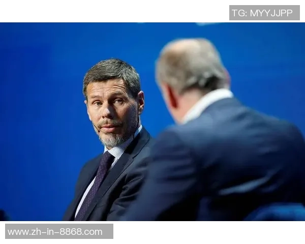 博班：从传奇球星到足球智慧的象征 他的精彩人生与足球贡献