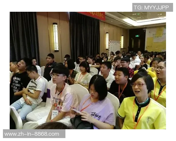 《足球星传奇:从草根少年到绿茵场上的英雄梦想》